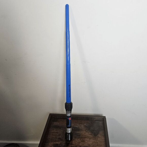 Starwars Darth Vader Extendable Light Saber Blue/Black - Picture 1 of 3